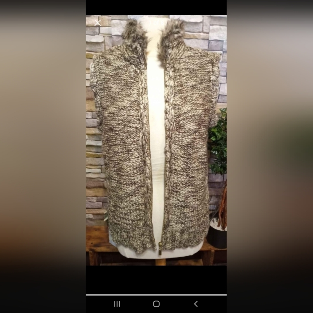 New Large Charter Club Sweater Zip Vest Faux Fur - Picture 2 of 8